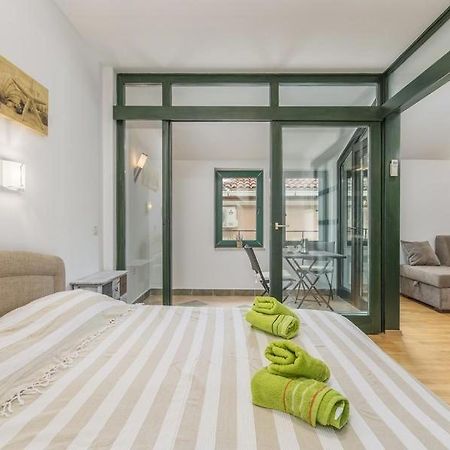 Apartment Matea Novigrad  Luaran gambar