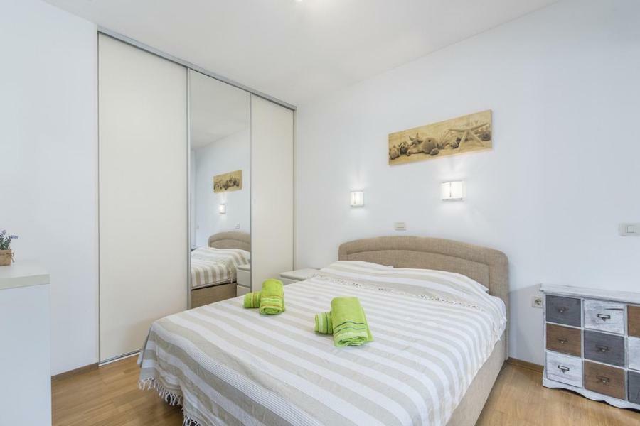 Apartment Matea Novigrad  Luaran gambar